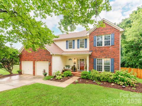 Photo of 5999 Brookstone Drive NW, Concord, NC 28027 (MLS # 4361965)
