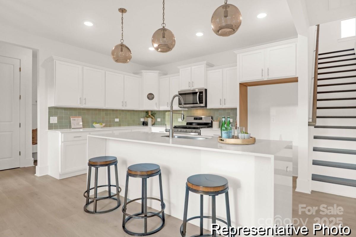 1005 Lorrie Lane 84