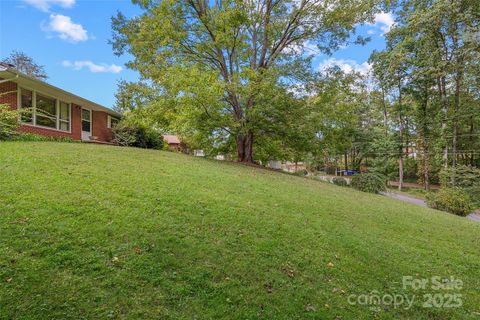 25 Baker Drive Asheville NC 28806