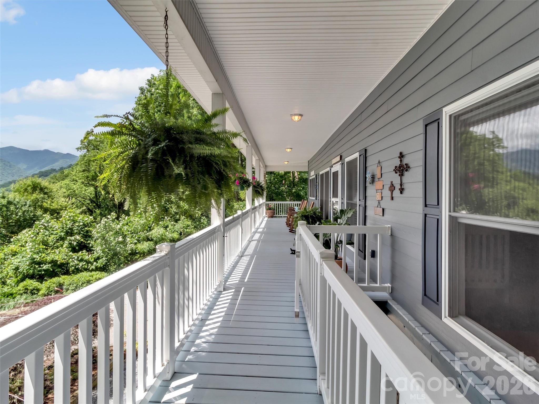 28 Mountain Breeze Drive