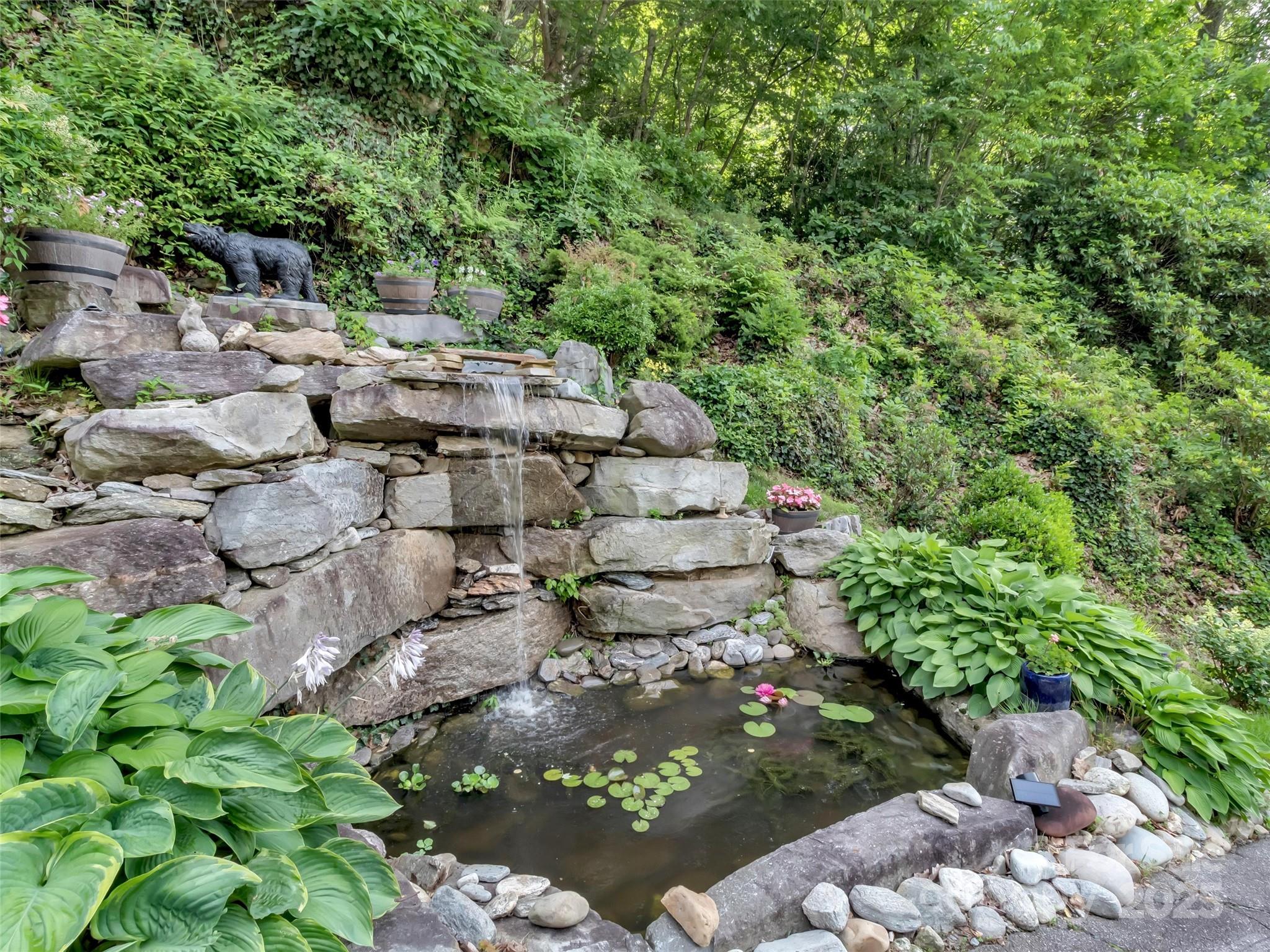 28 Mountain Breeze Drive