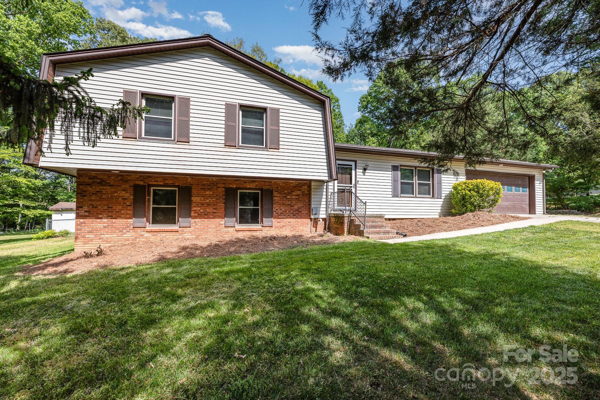 503 Randa Drive