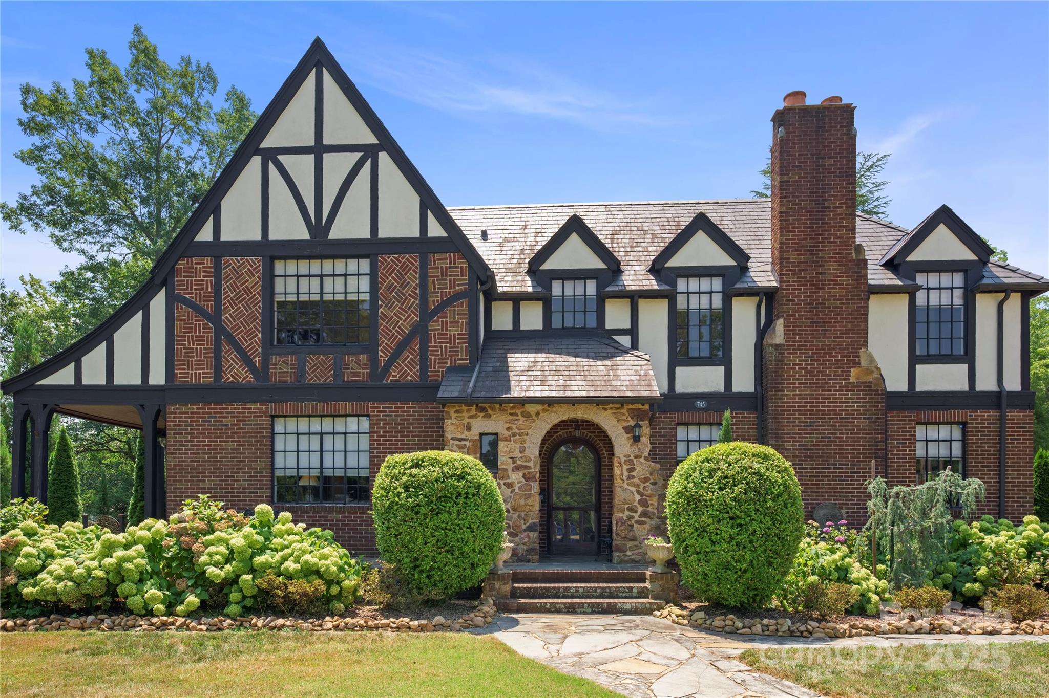 745 N Main Street
