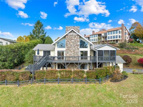 Photo of 4305 Laurel Park Highway, Hendersonville, NC 28739 (MLS # 4316273)