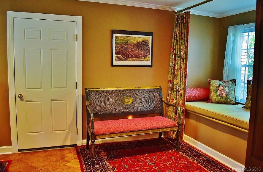 Forest Hills - Residential