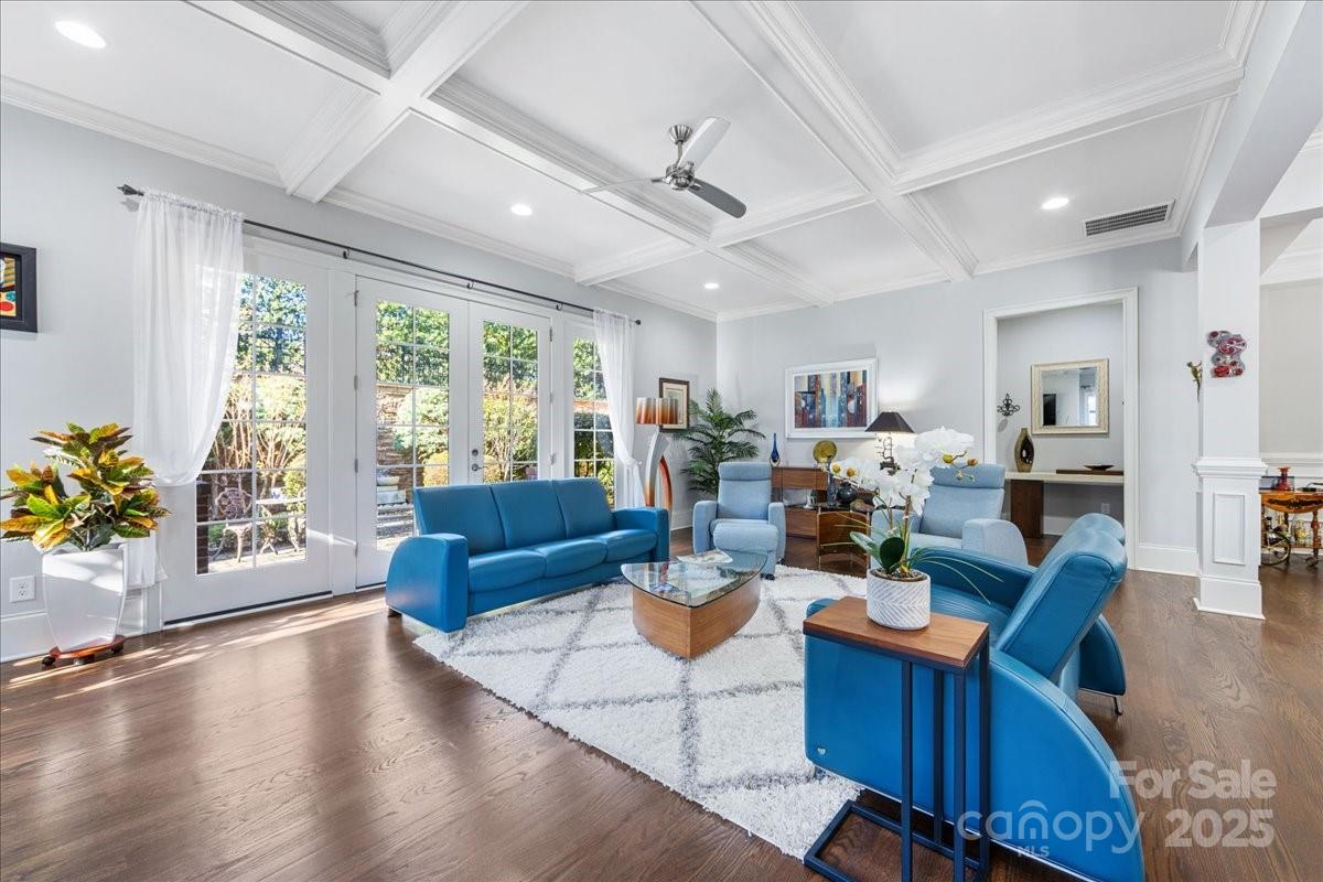 2612 Horn Point Court 2612