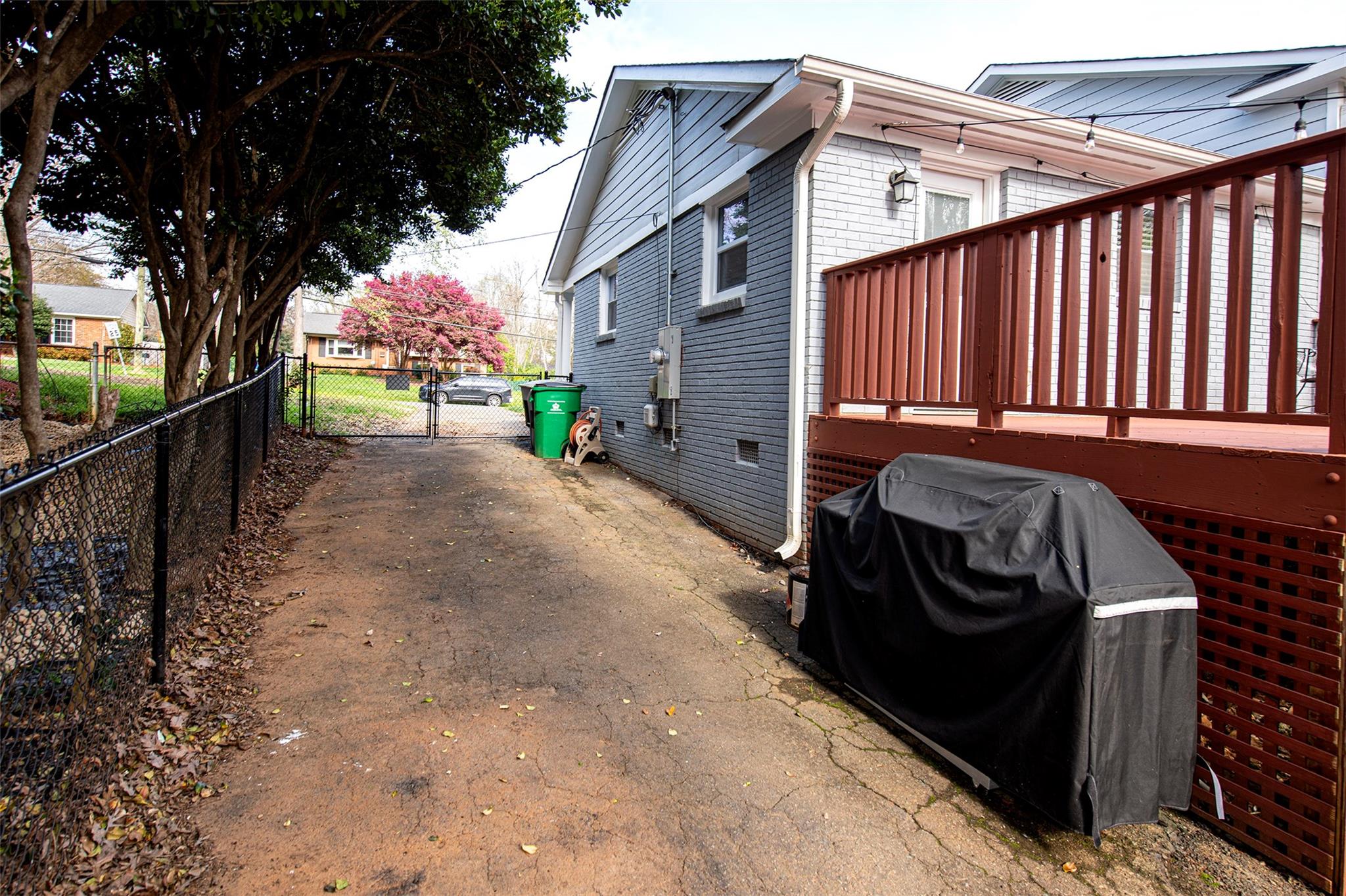 Montclaire - Residential