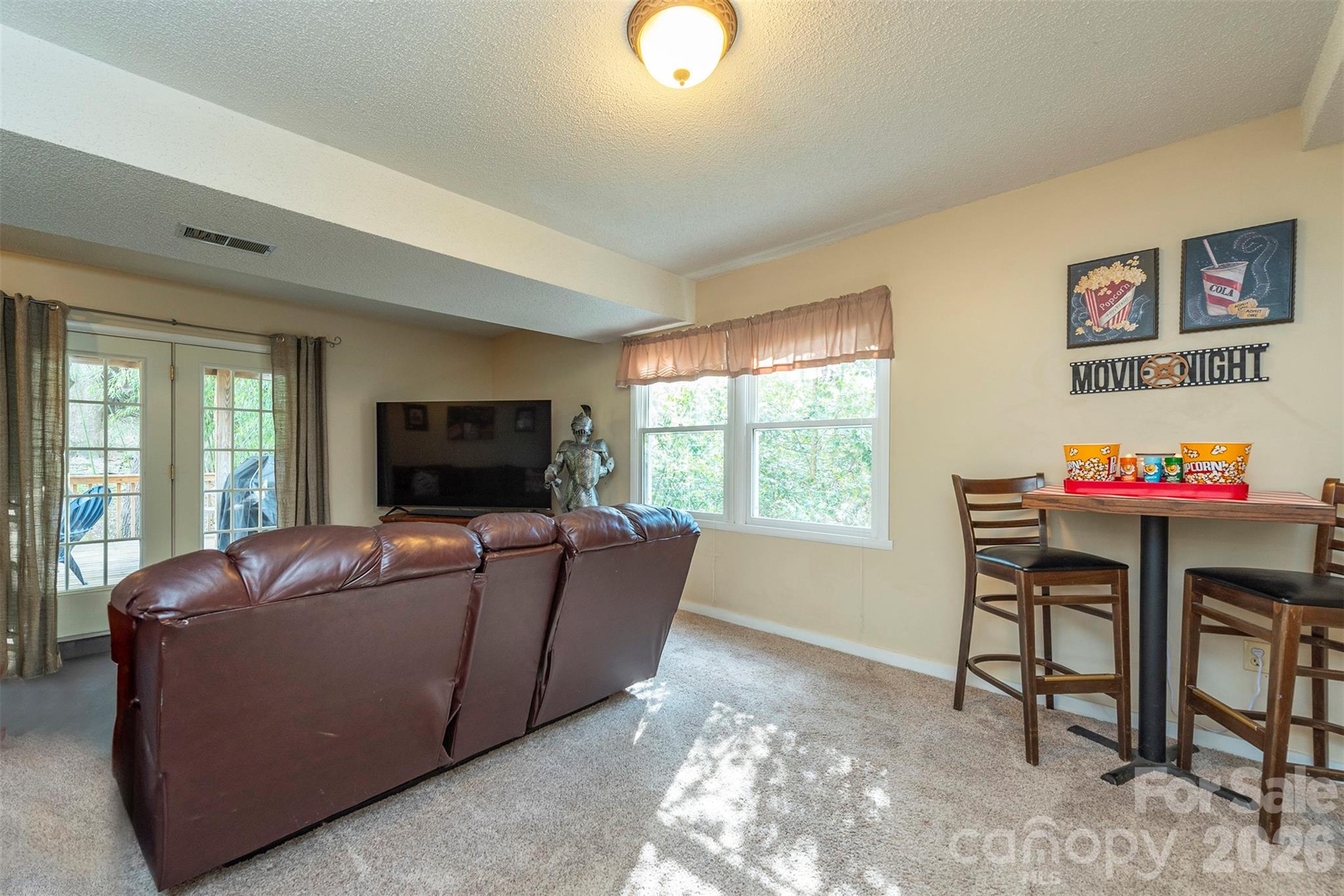 Hunters Trace - Residential