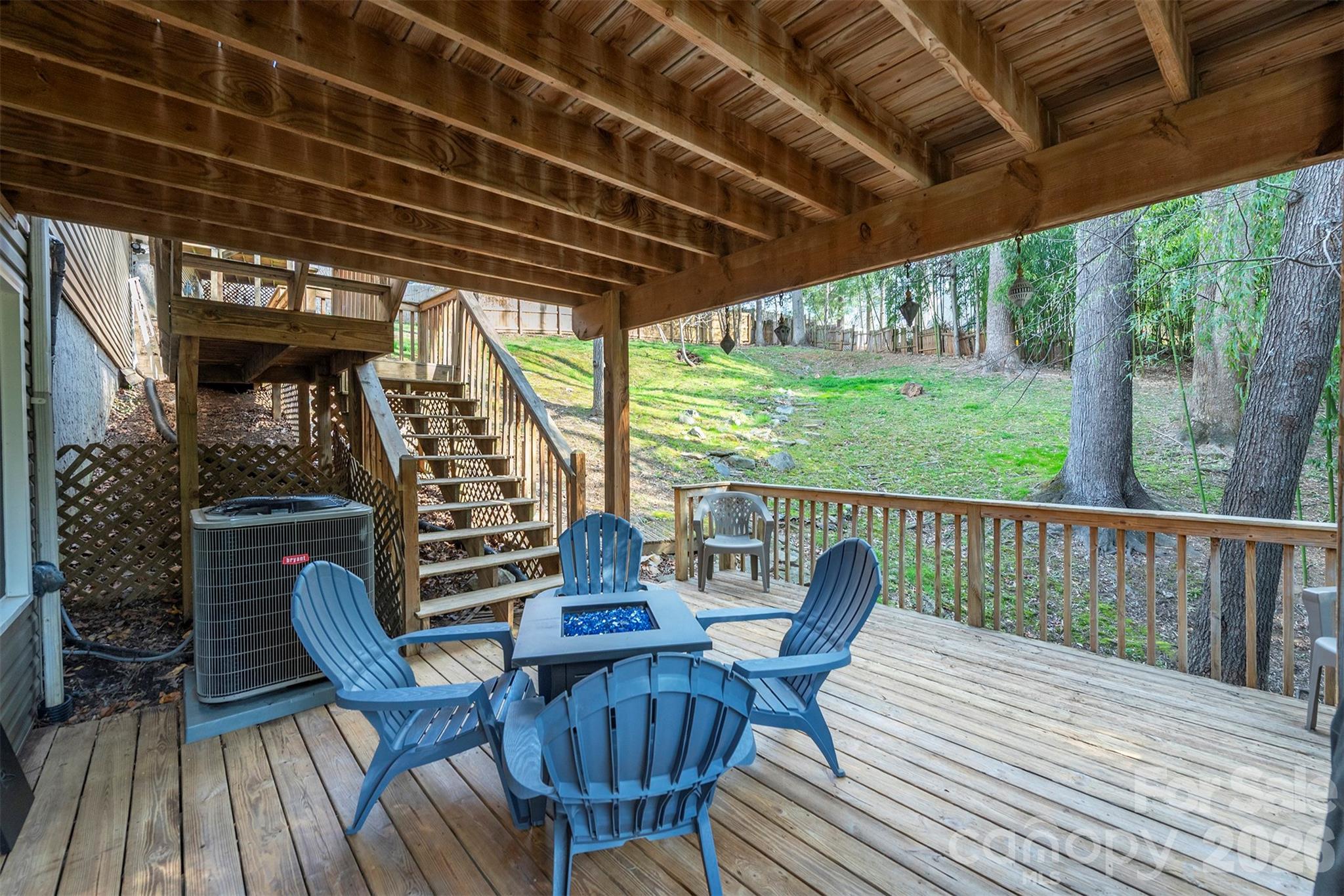 Hunters Trace - Residential