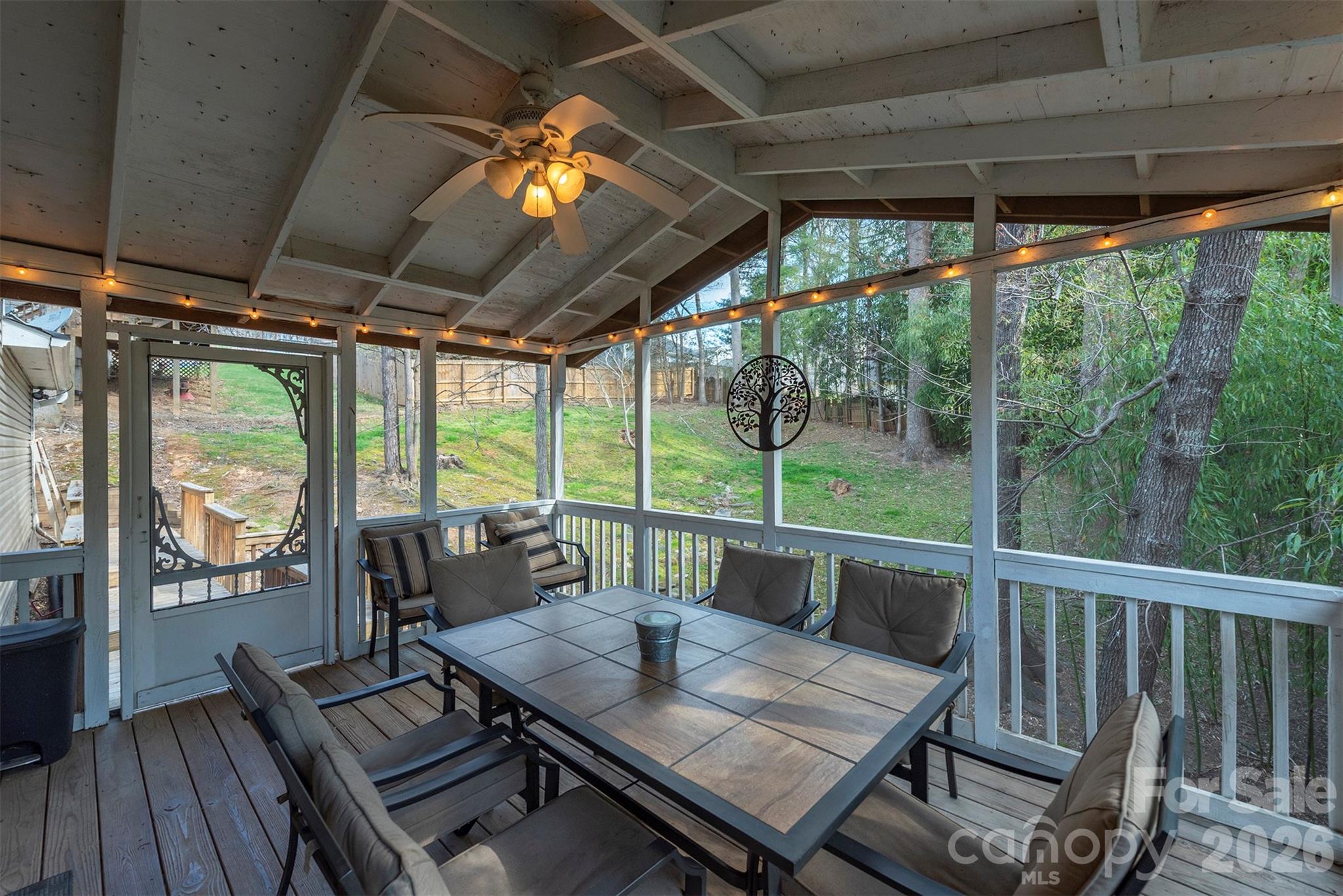 Hunters Trace - Residential