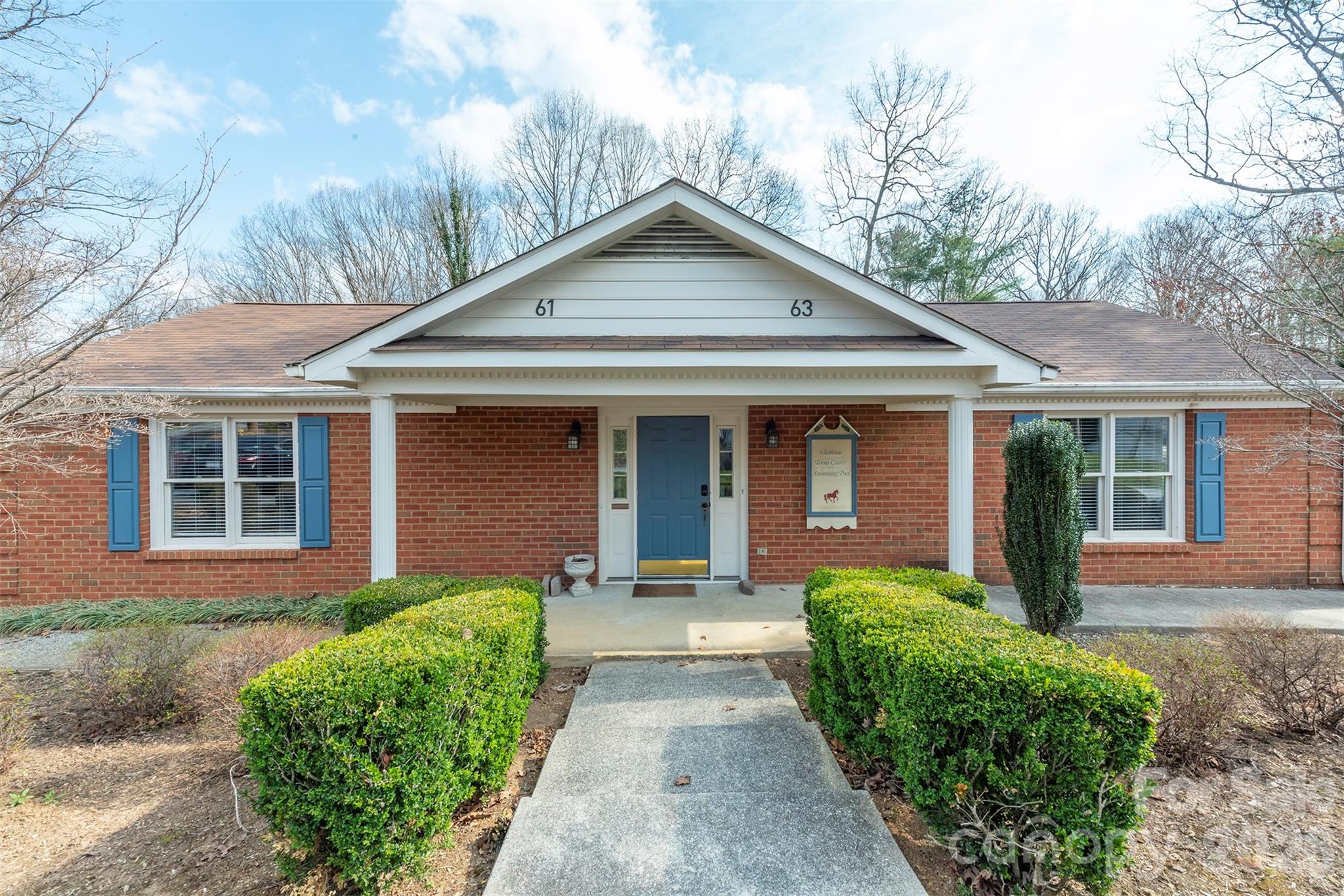 Hunters Trace - Residential