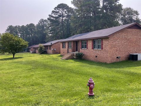 Photo of 435 Old Cheraw Road, Rockingham, NC 28379 (MLS # 4053059)