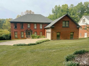 4843 Lindstrom Drive Charlotte NC 28226
