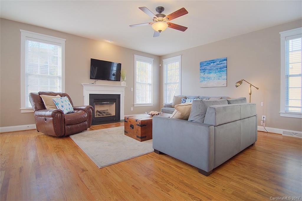 Lake Shore - Residential