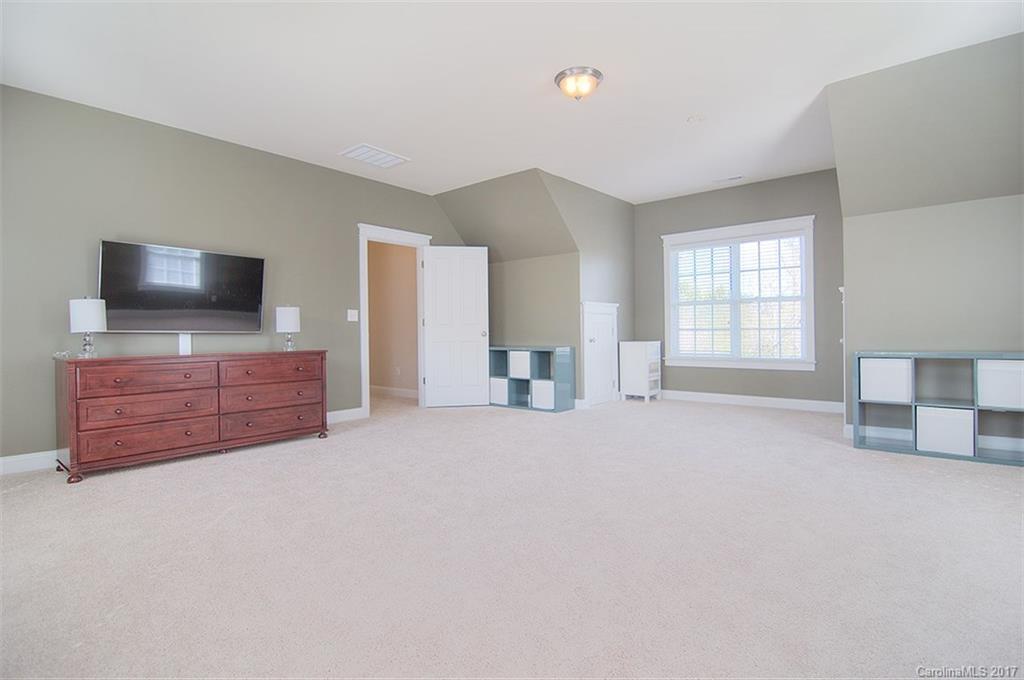 Lake Shore - Residential