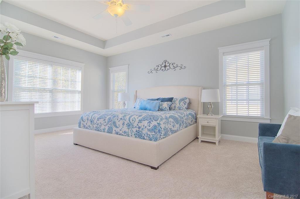 Lake Shore - Residential