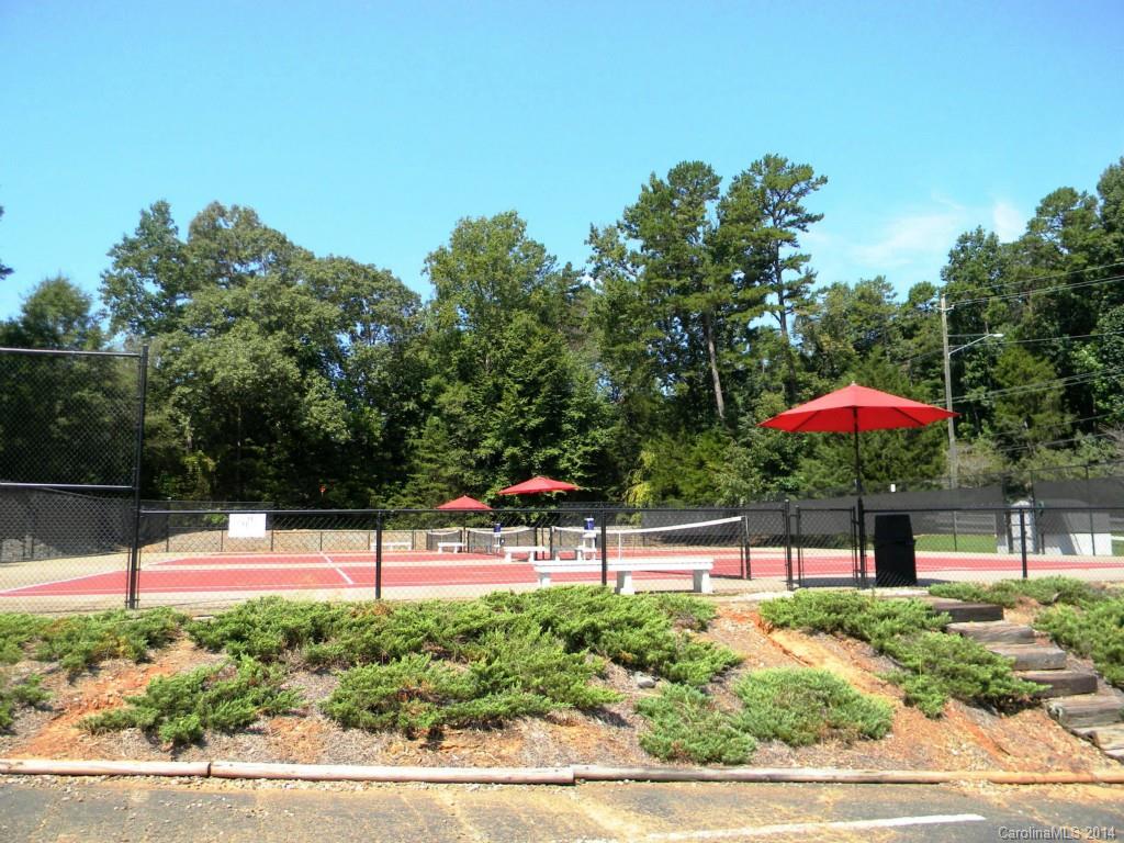 Hampton Village - Residential