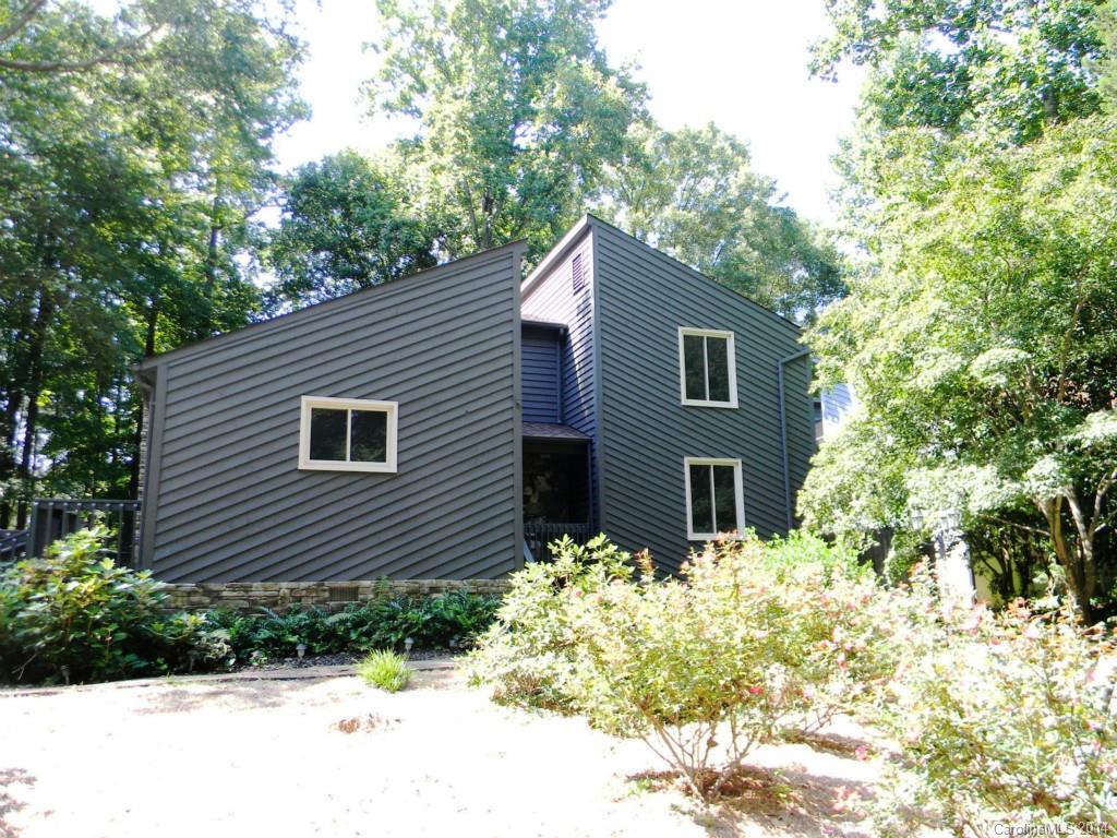 Hampton Village - Residential