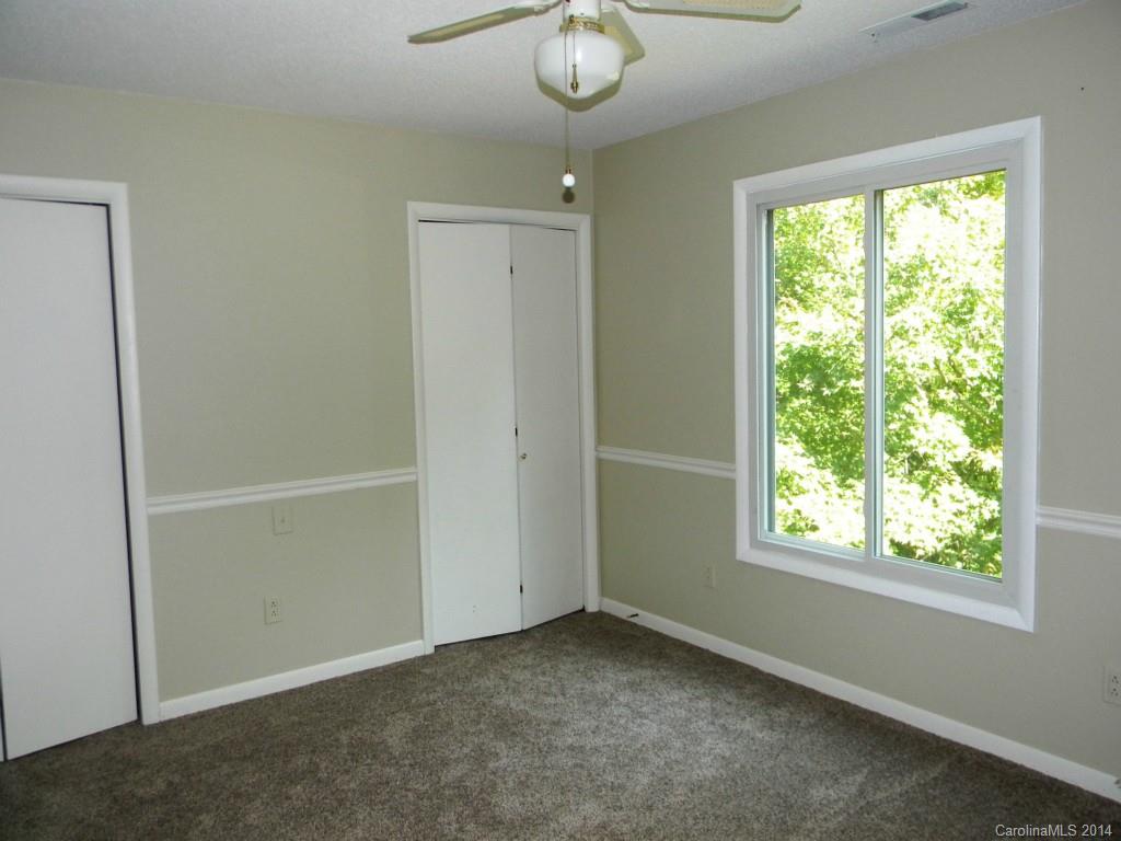 Hampton Village - Residential