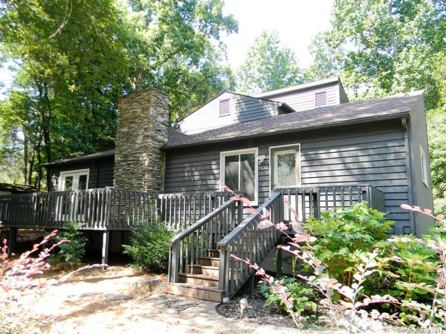 Fabulous "mountain feel" location under the canopy of trees & just across the street from Southampton Racquet & Swim Club...a rare gem! Excellent condition,newly painted & freshly cleaned to move right in.Huge master suite on main floor with great closet space & luxury bath.Great room,sunroom & kitchen have a nice open flow straight out on to the deck & walkway to natural back yard.Abundant storage space throughout. Many recent improvements include roof, HVAC, water heater, windows & insulation.