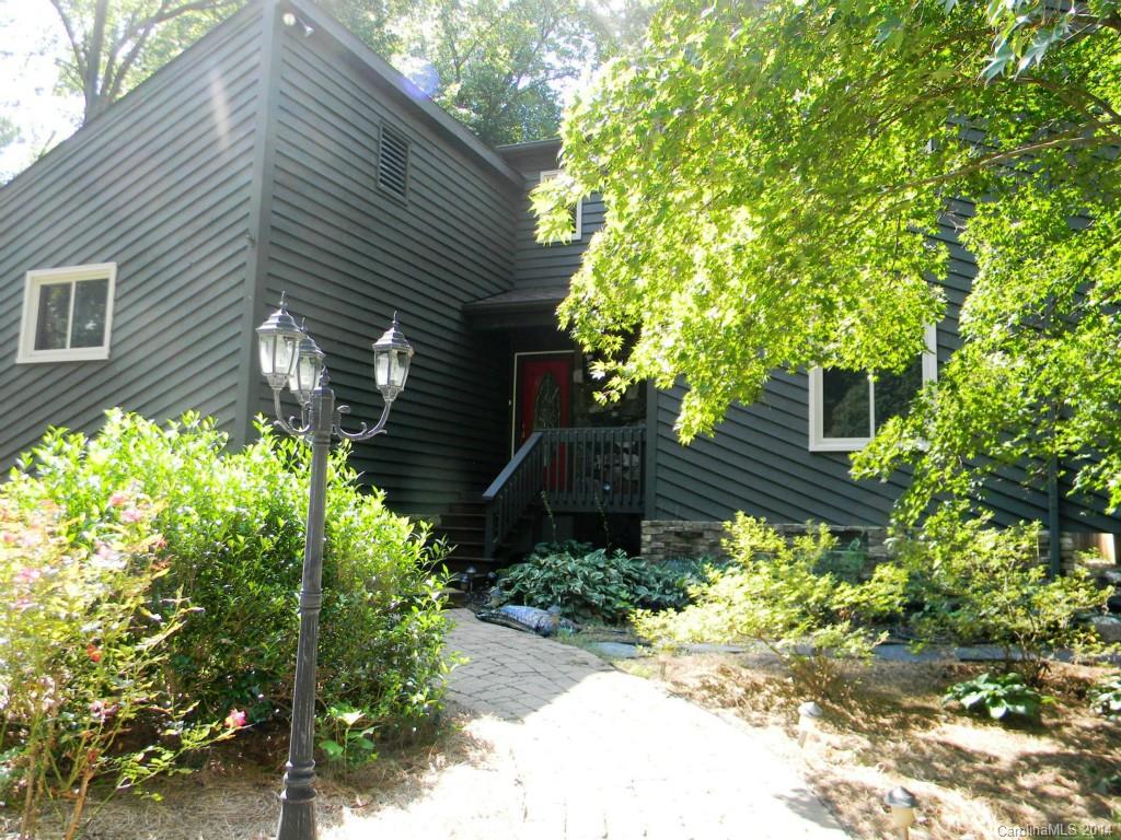 Hampton Village - Residential