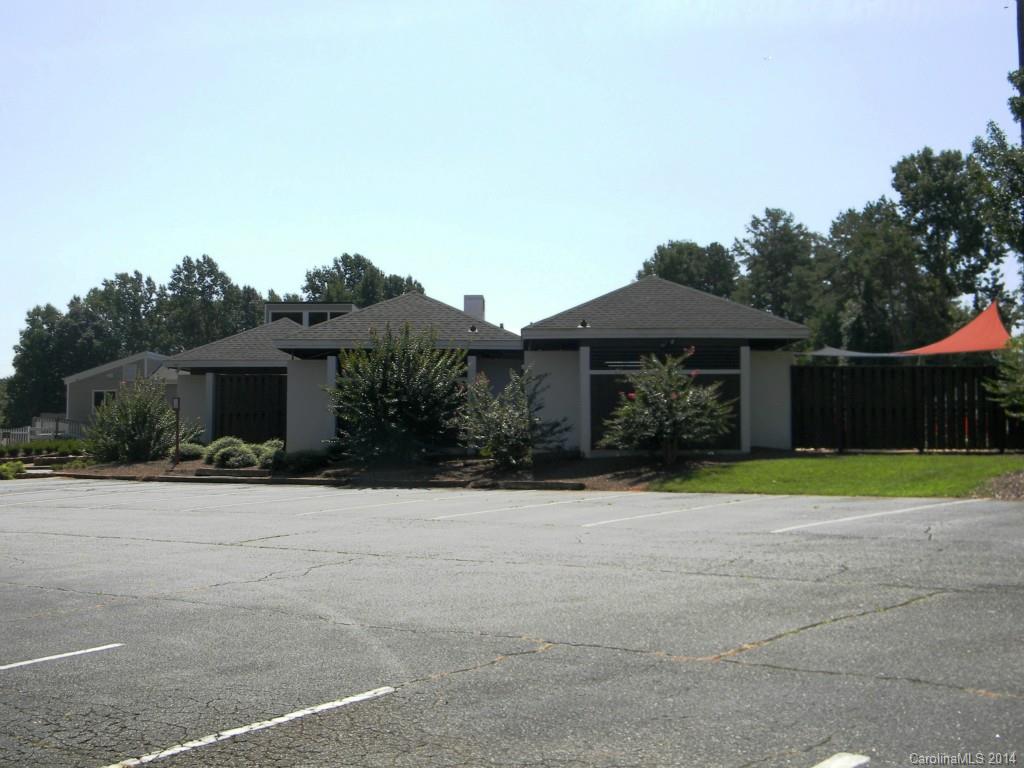 Hampton Village - Residential