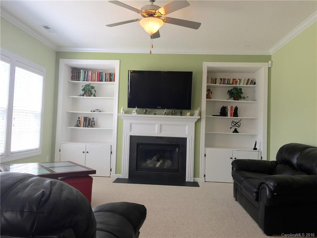 Old Stone Crossing - Residential