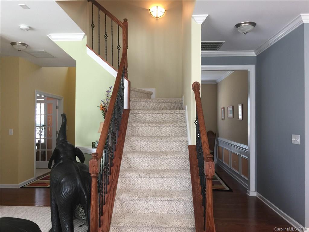 Old Stone Crossing - Residential