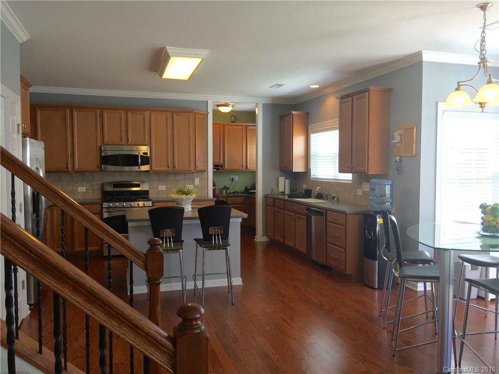 Old Stone Crossing - Residential