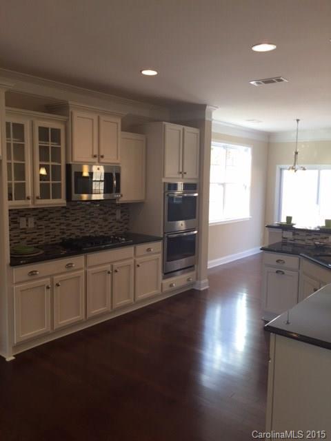 Lake Ridge - Residential