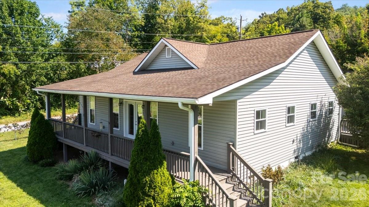 2 Elkmont Place