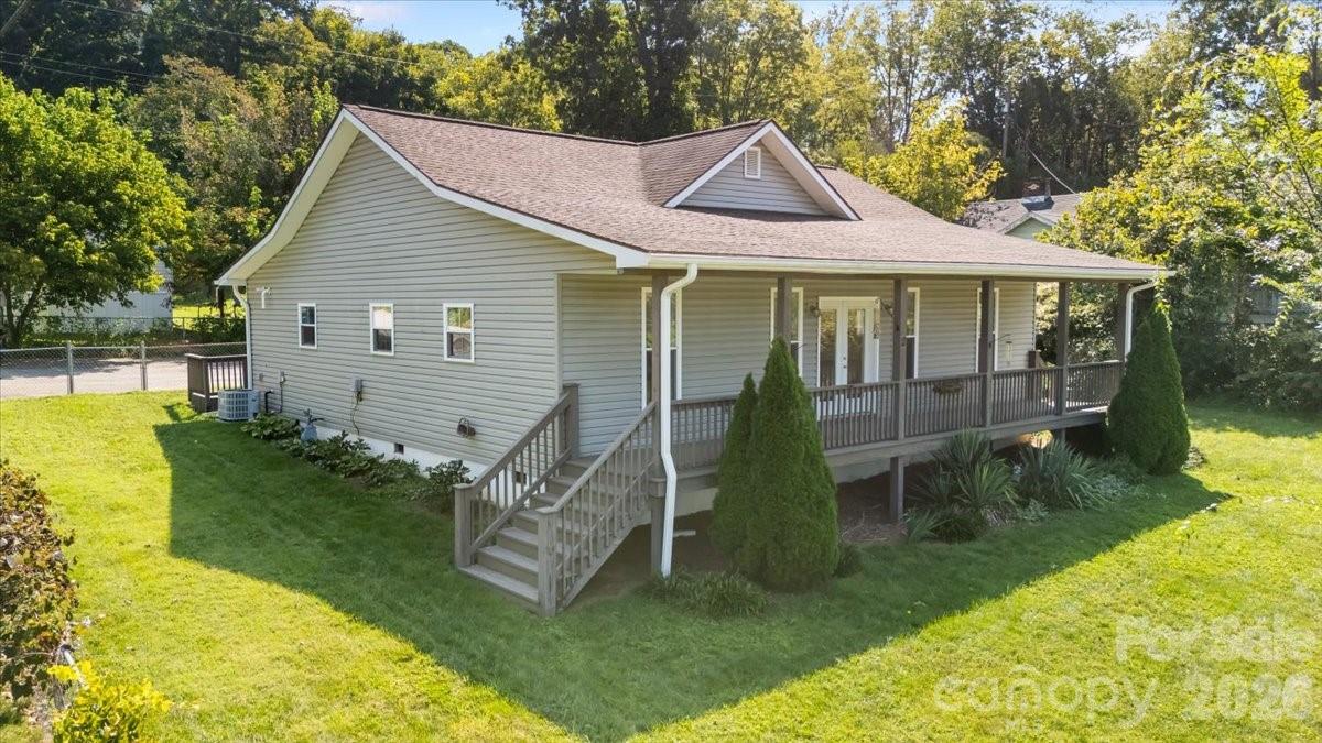 2 Elkmont Place