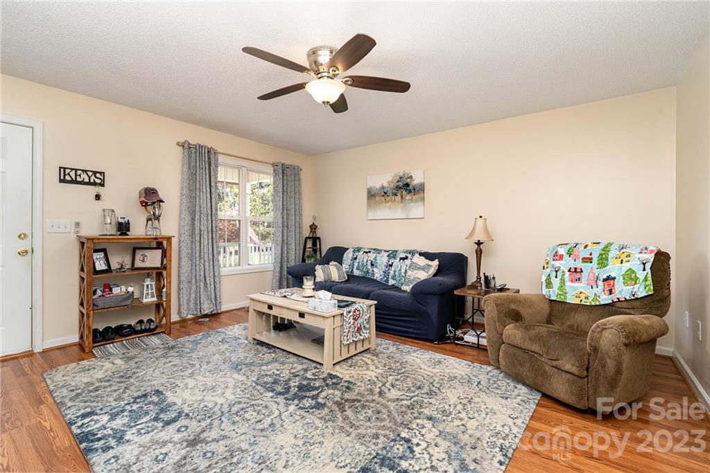 Highland View - Residential