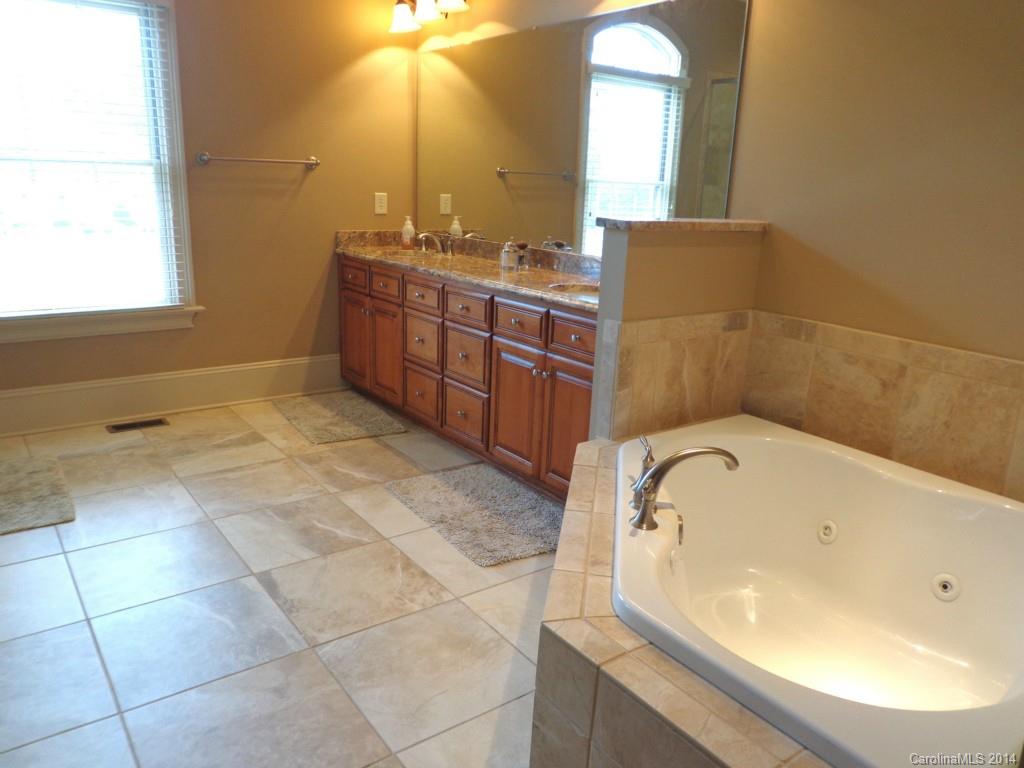 Carolina Coves - Residential