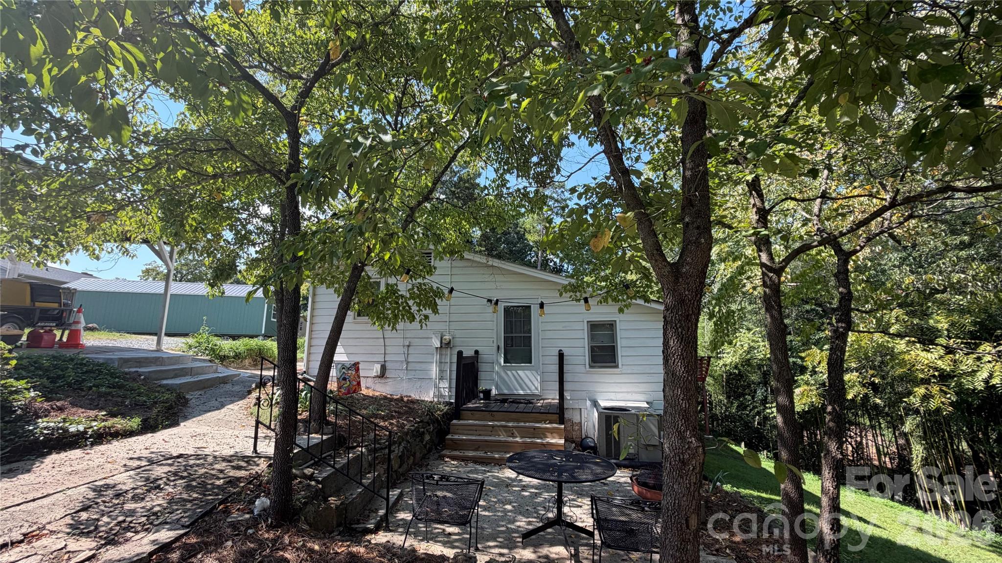 209 Auten Circle