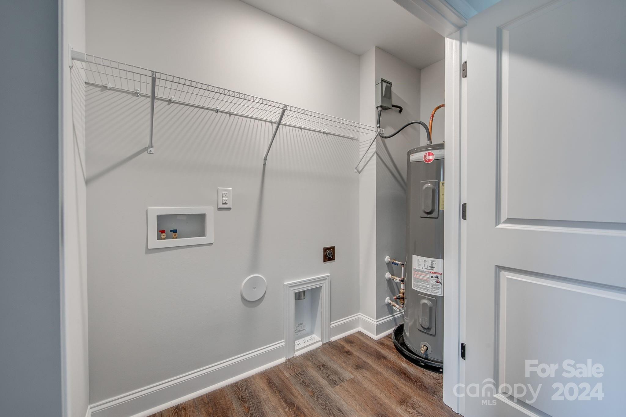 Pinnacle Woods - Residential