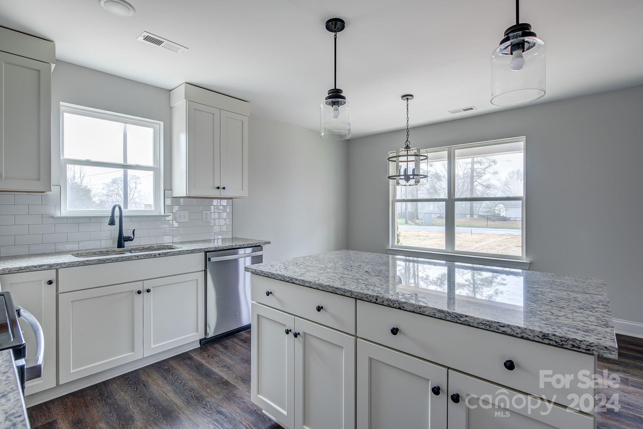 Pinnacle Woods - Residential