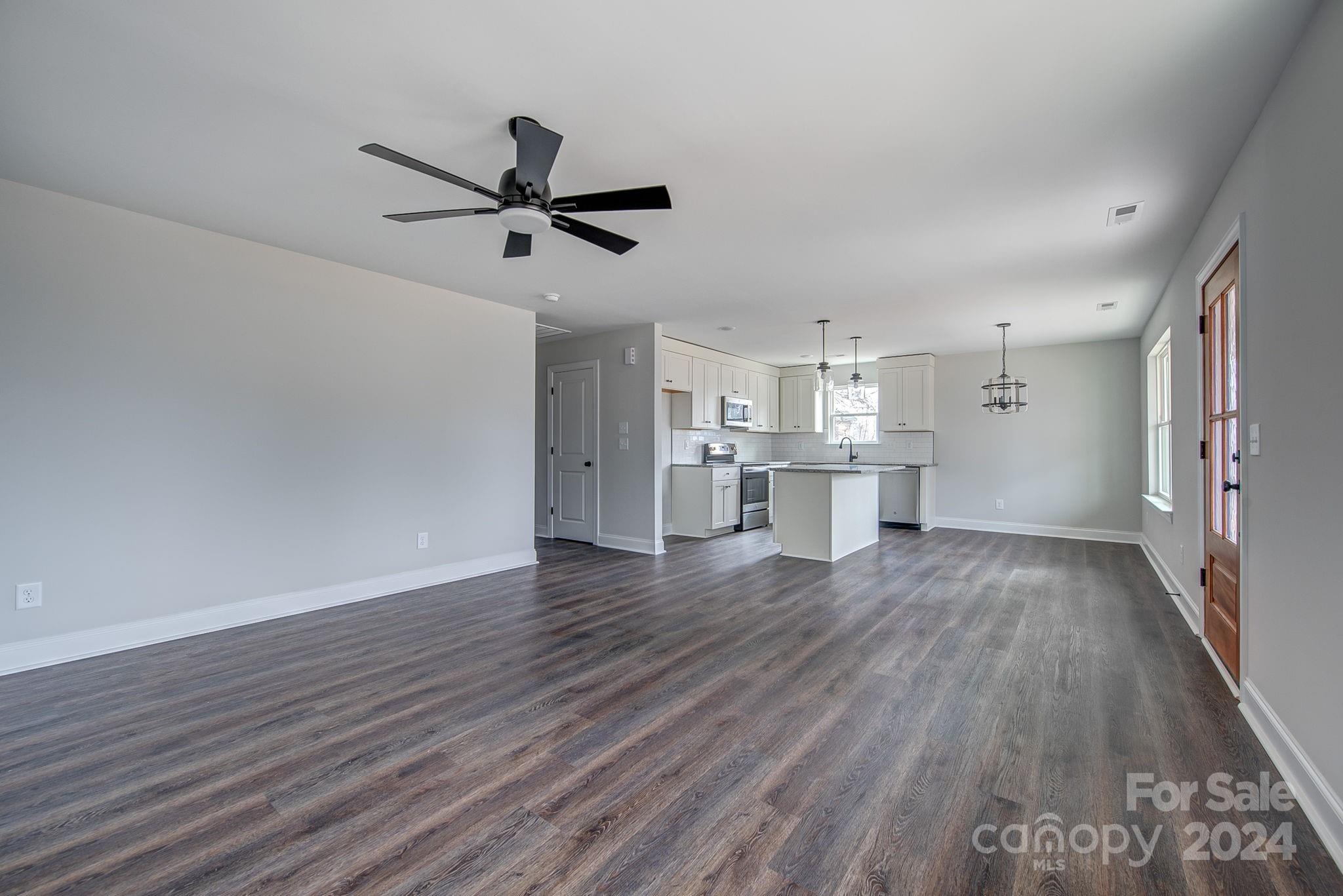 Pinnacle Woods - Residential