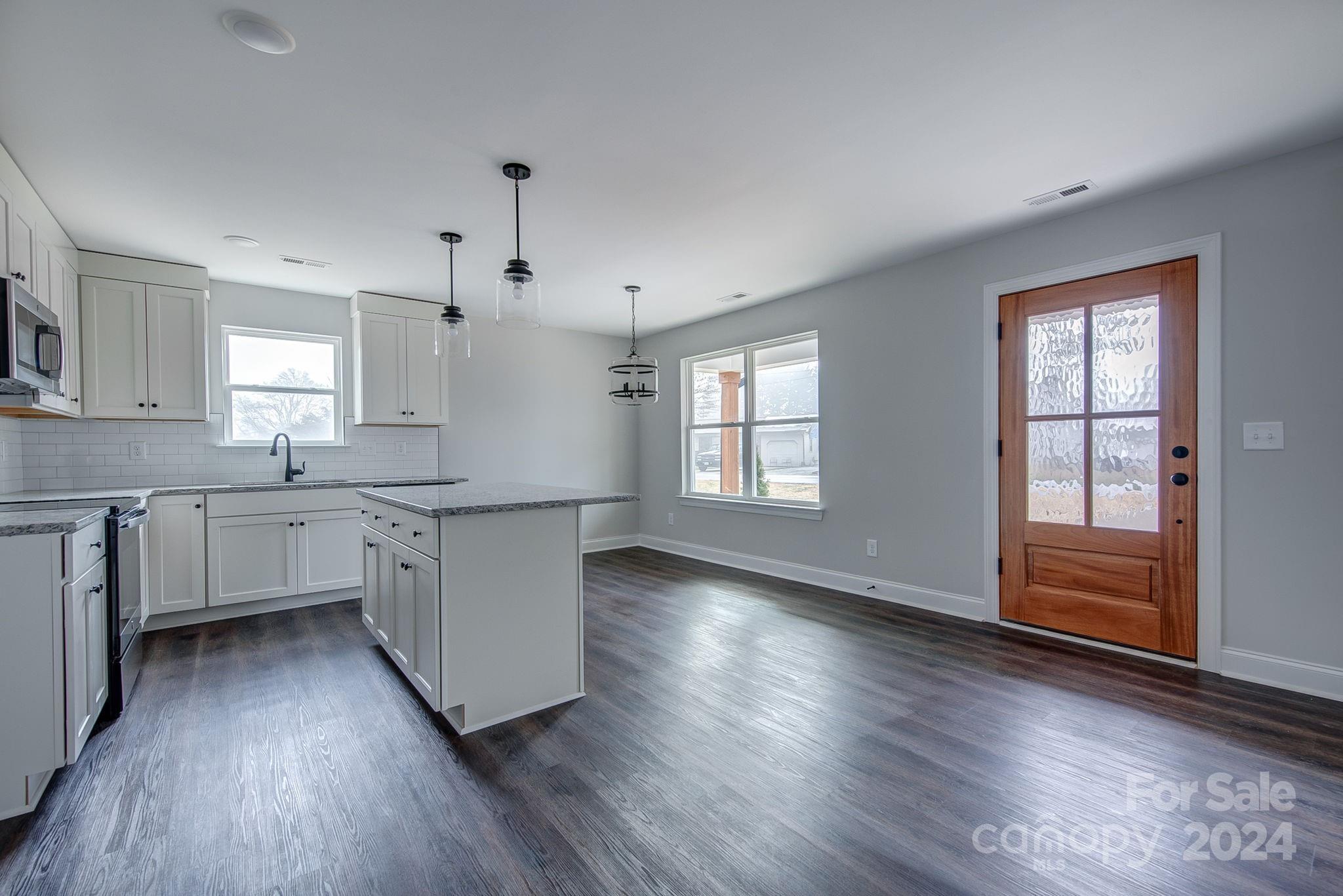 Pinnacle Woods - Residential