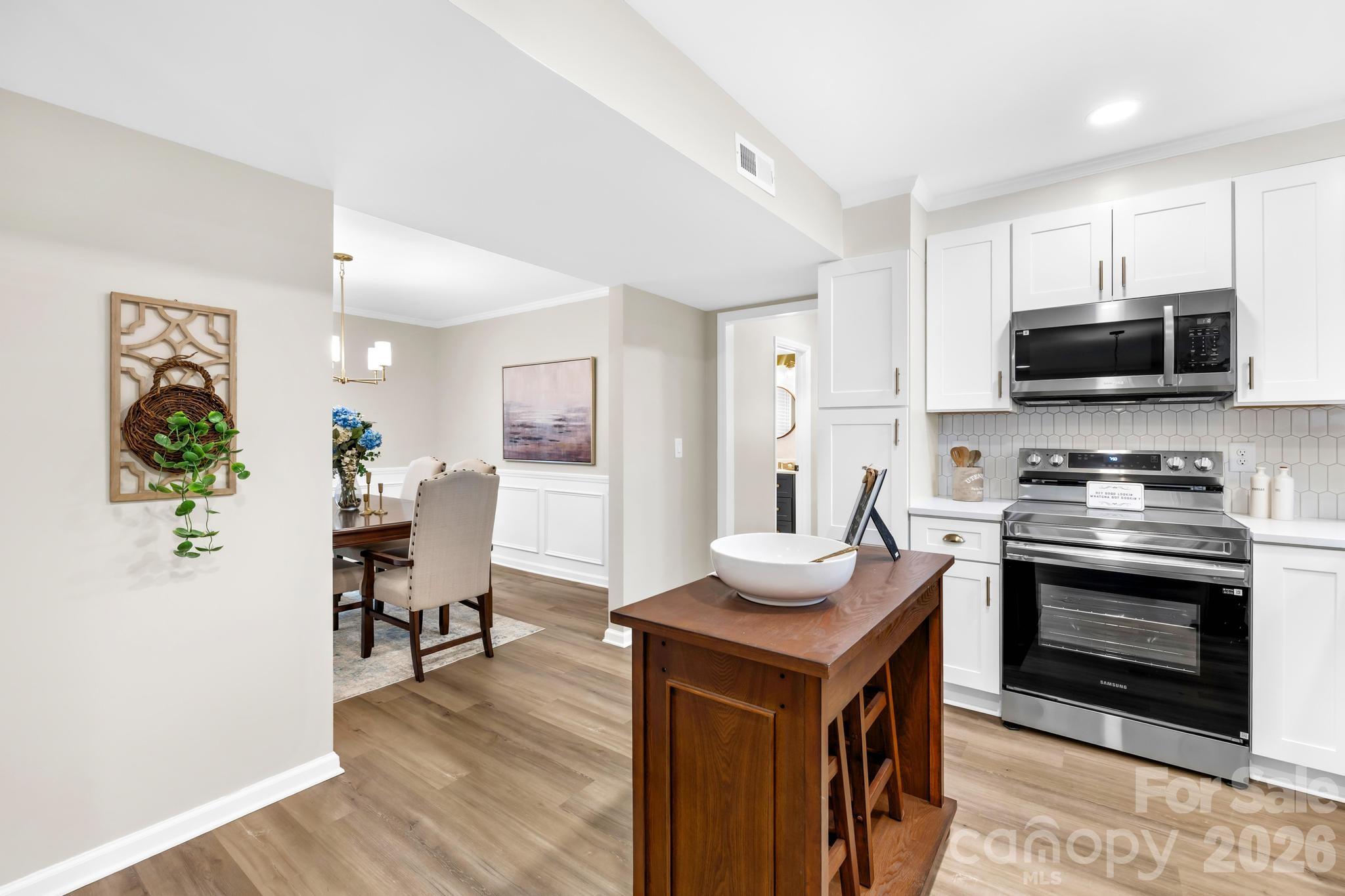 Old Oaks - Residential