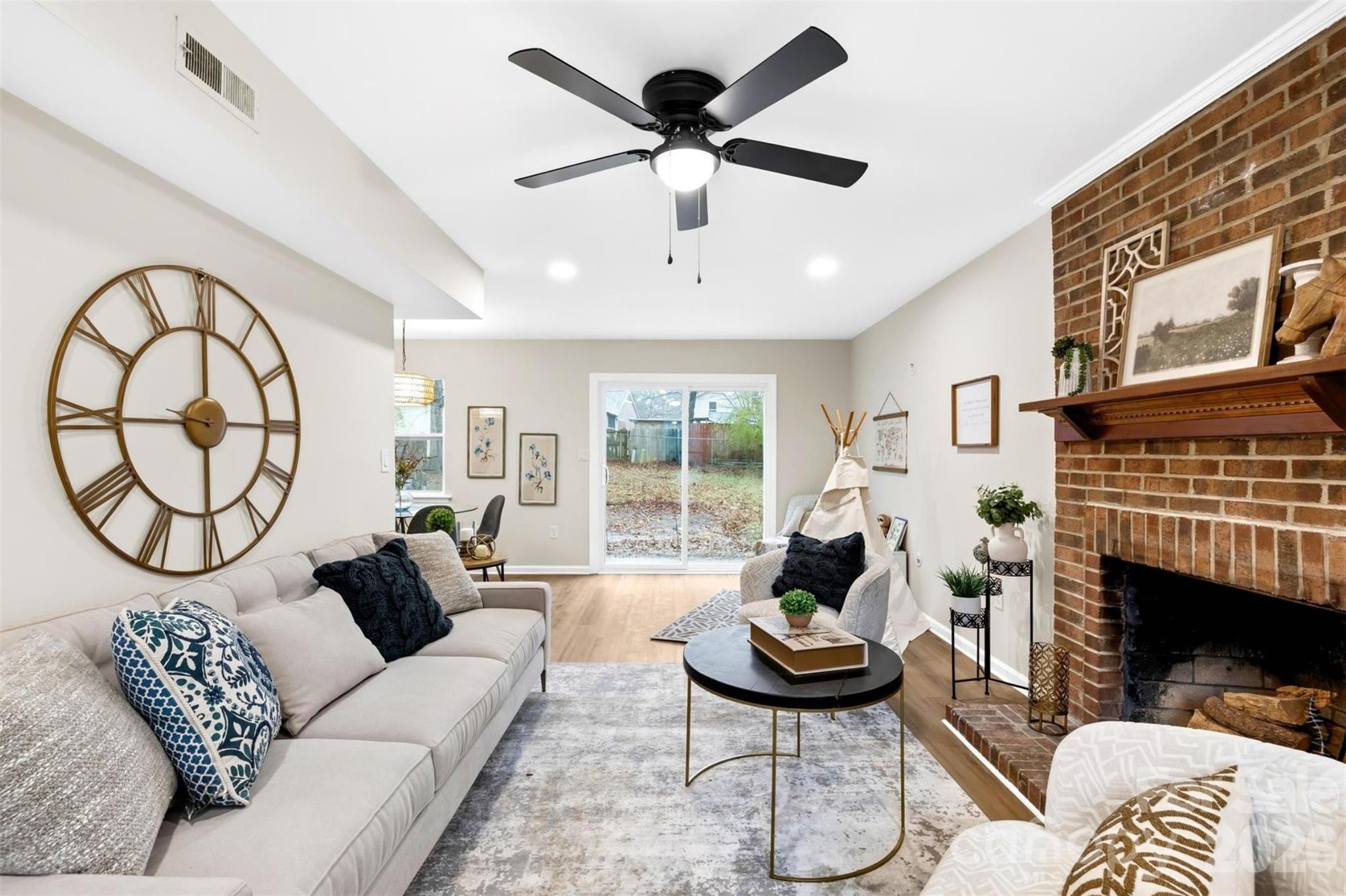 Old Oaks - Residential