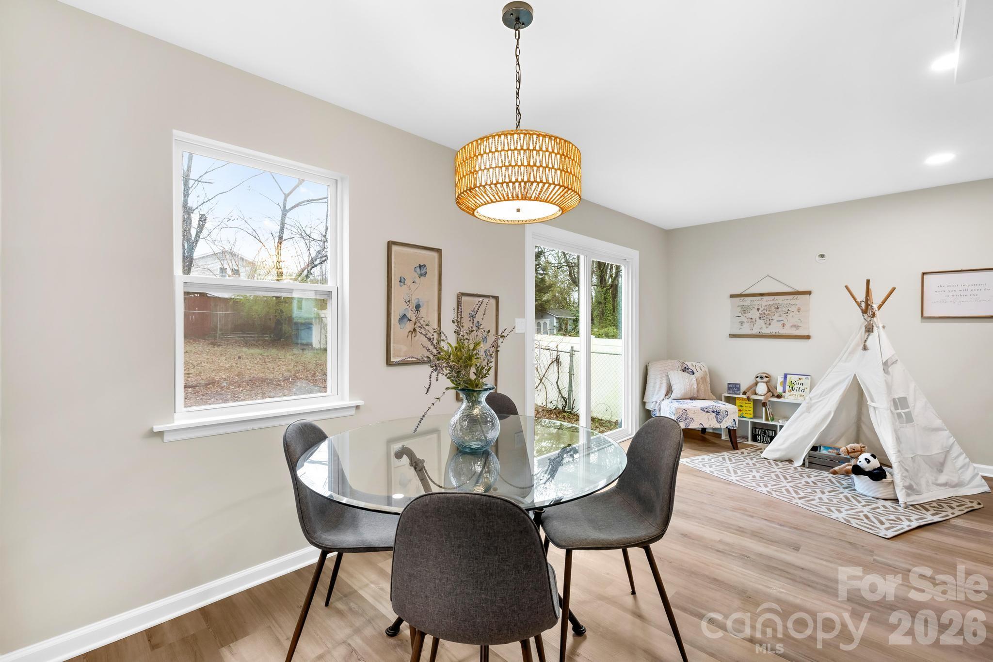 Old Oaks - Residential