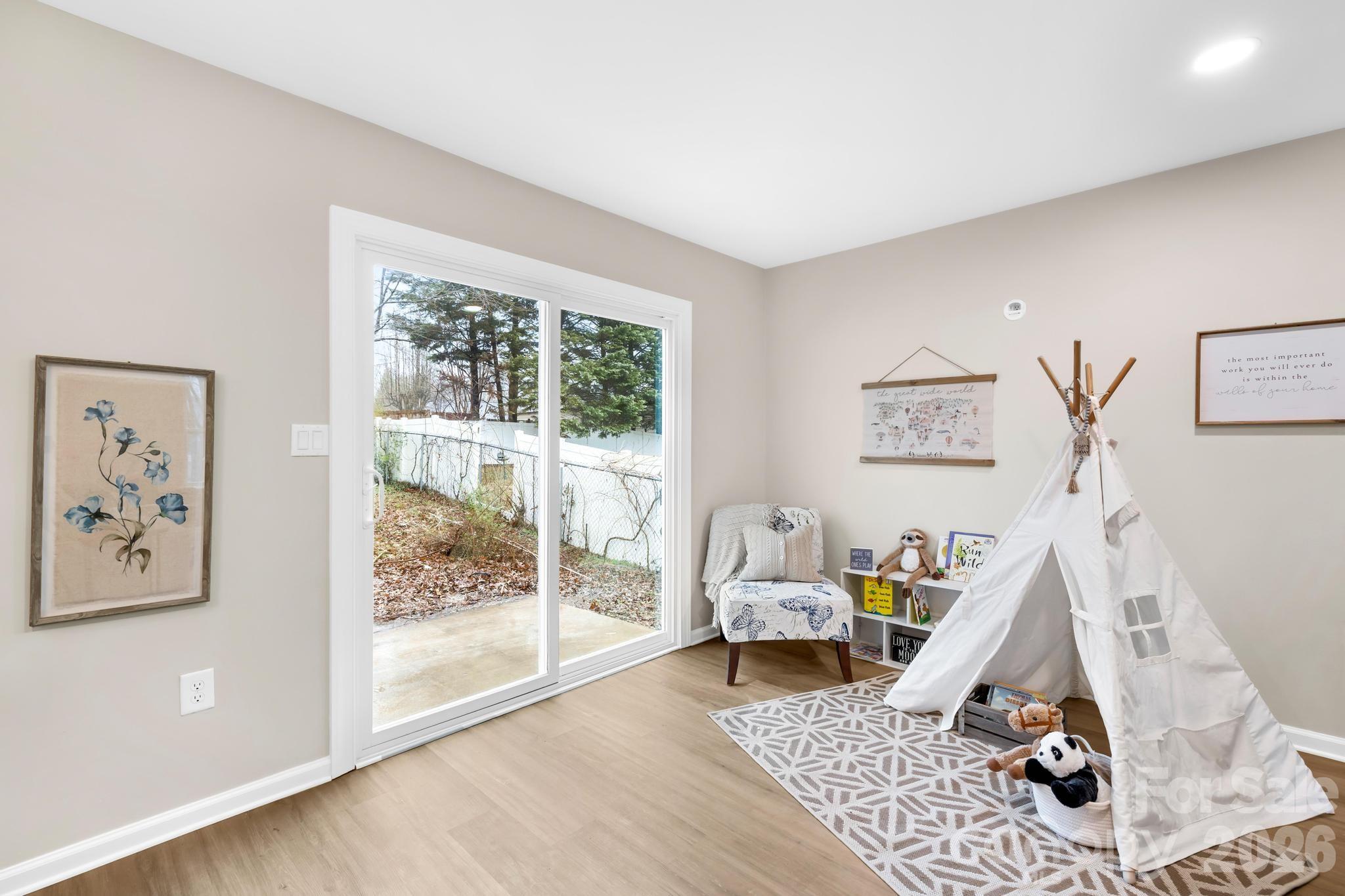 Old Oaks - Residential