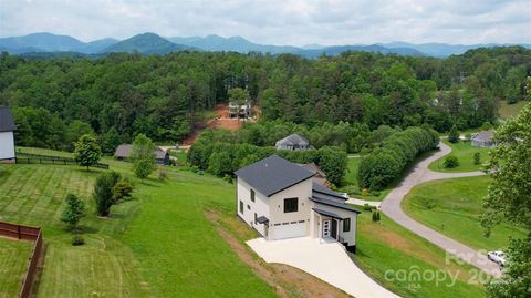 52 Temujin Drive Leicester NC 28748