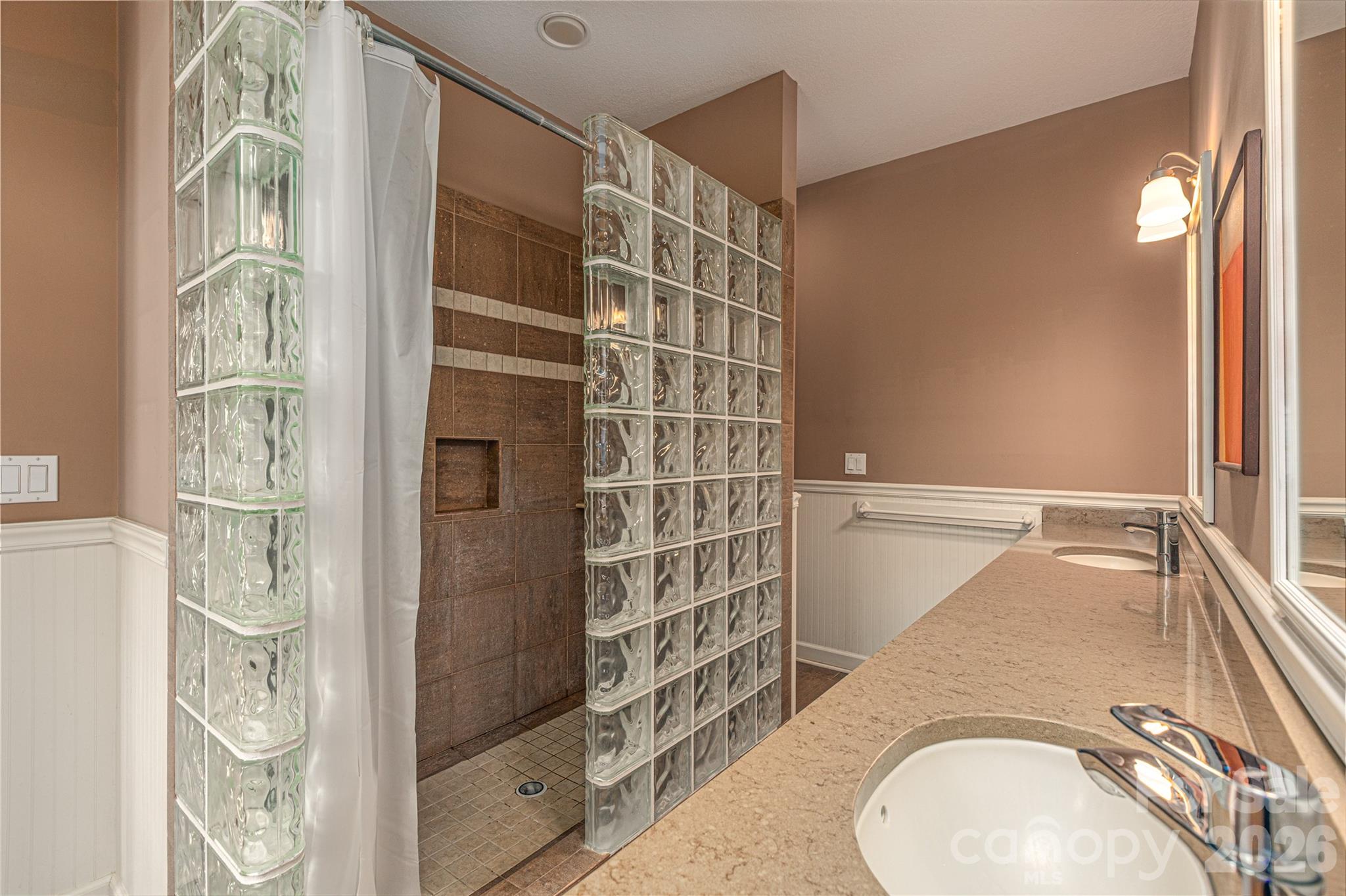 North Shores - Residential