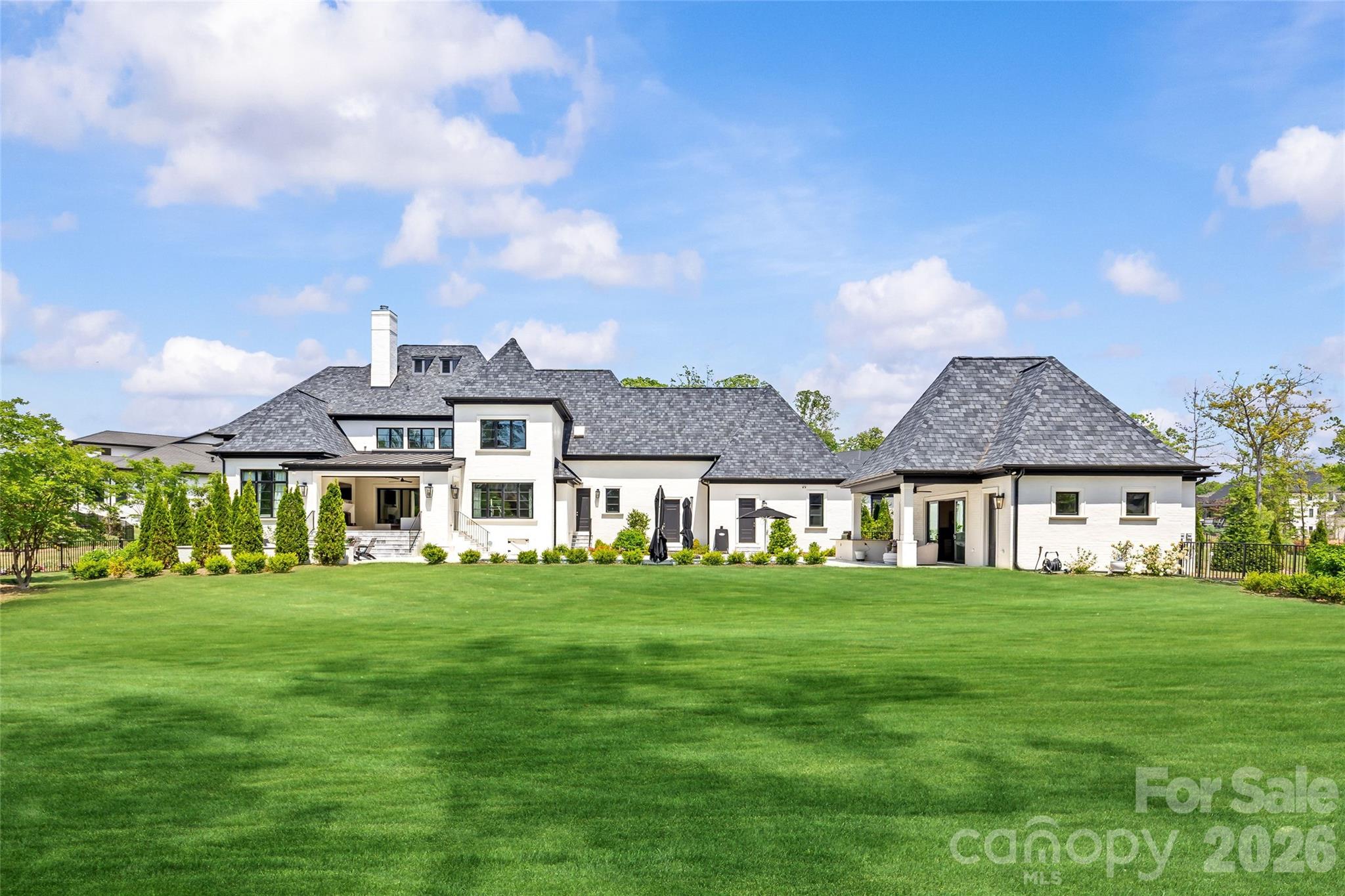 Twin Lakes - Residential