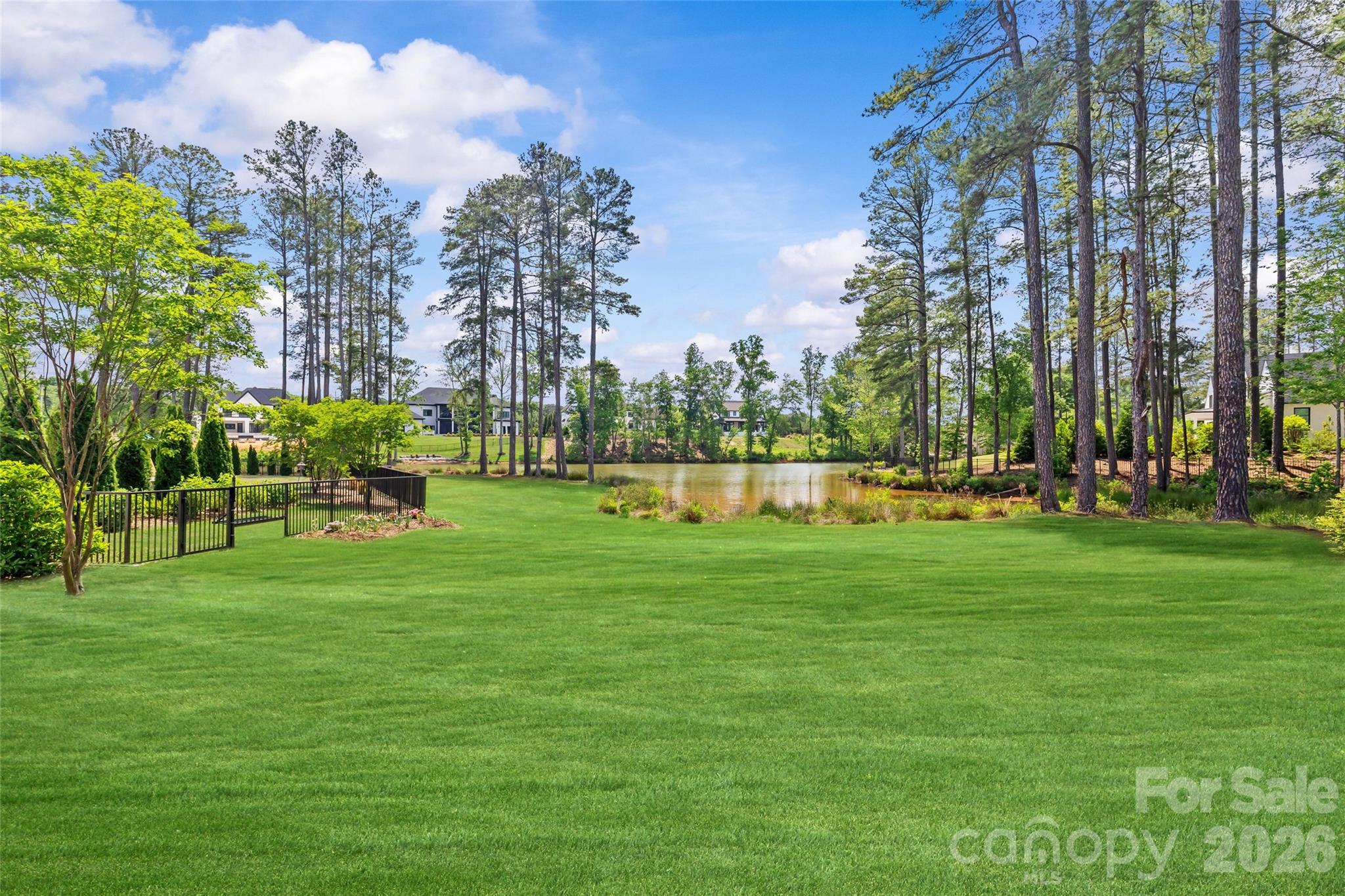 Twin Lakes - Residential
