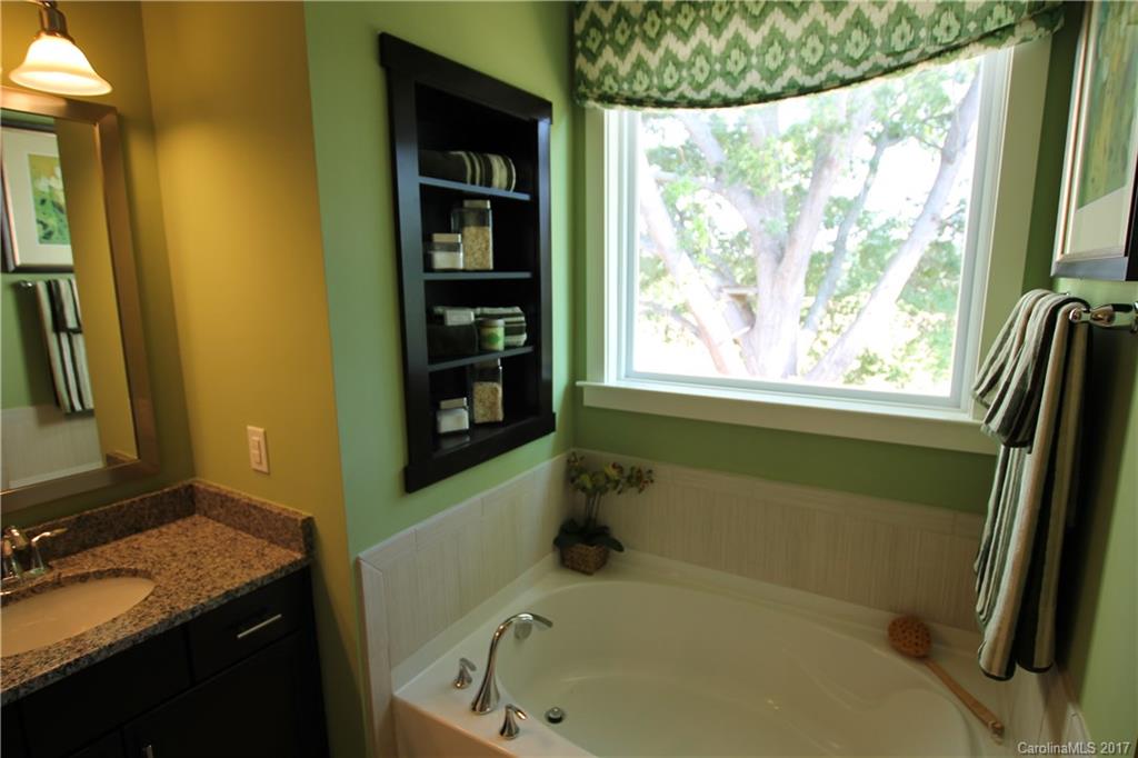 Rockridge Point - Residential