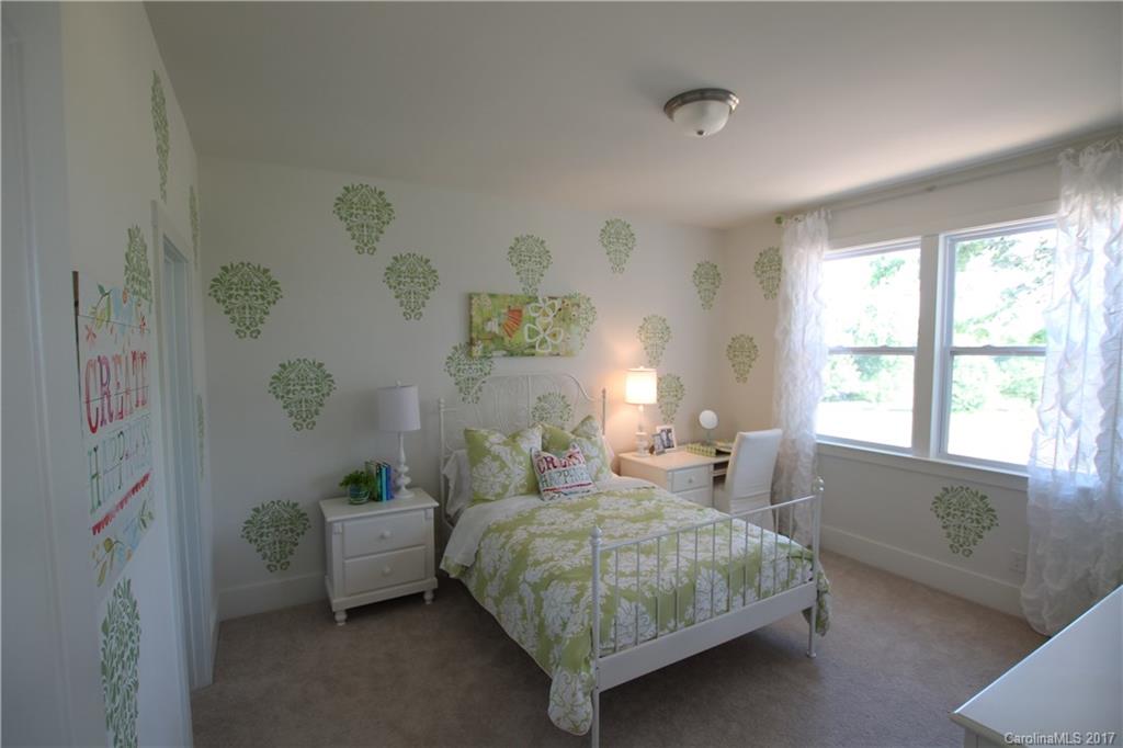 Rockridge Point - Residential