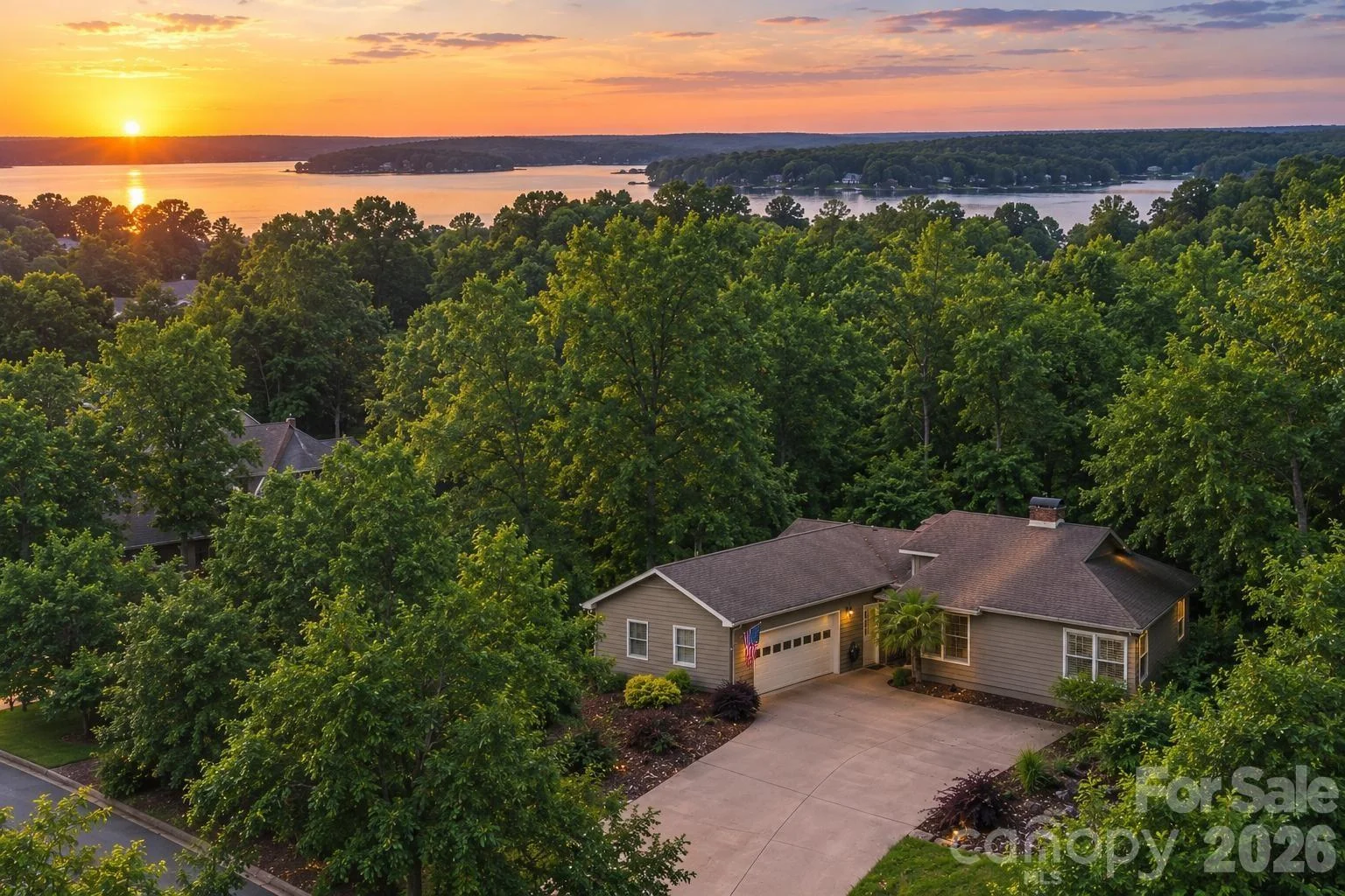 18 Shipmaster Court, Lake Wylie, SC, 29710